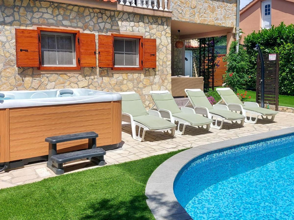 Holiday Home Mikac - Mlk136 By Interhome Dobrinj Extérieur photo